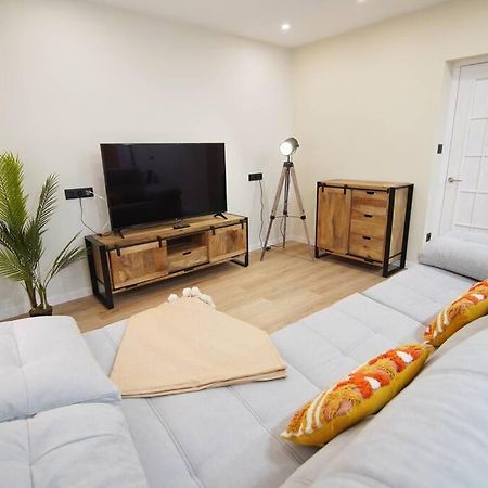 Apartamentos 2K - Apartamento En Muelle Olabeaga Bilbao Eksteriør billede
