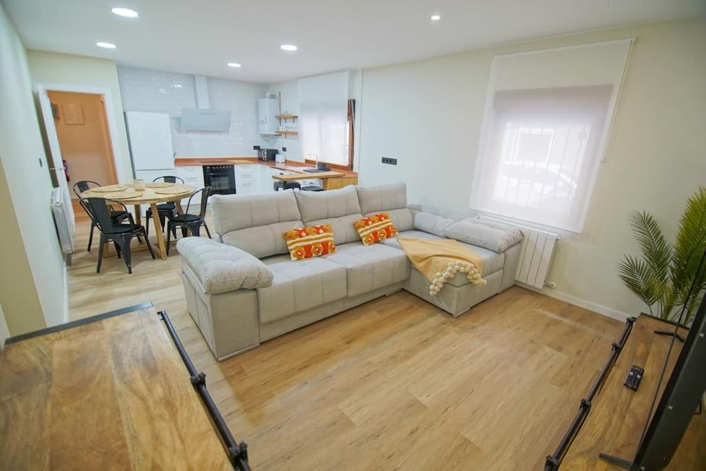 Apartamentos 2K - Apartamento En Muelle Olabeaga Bilbao Eksteriør billede